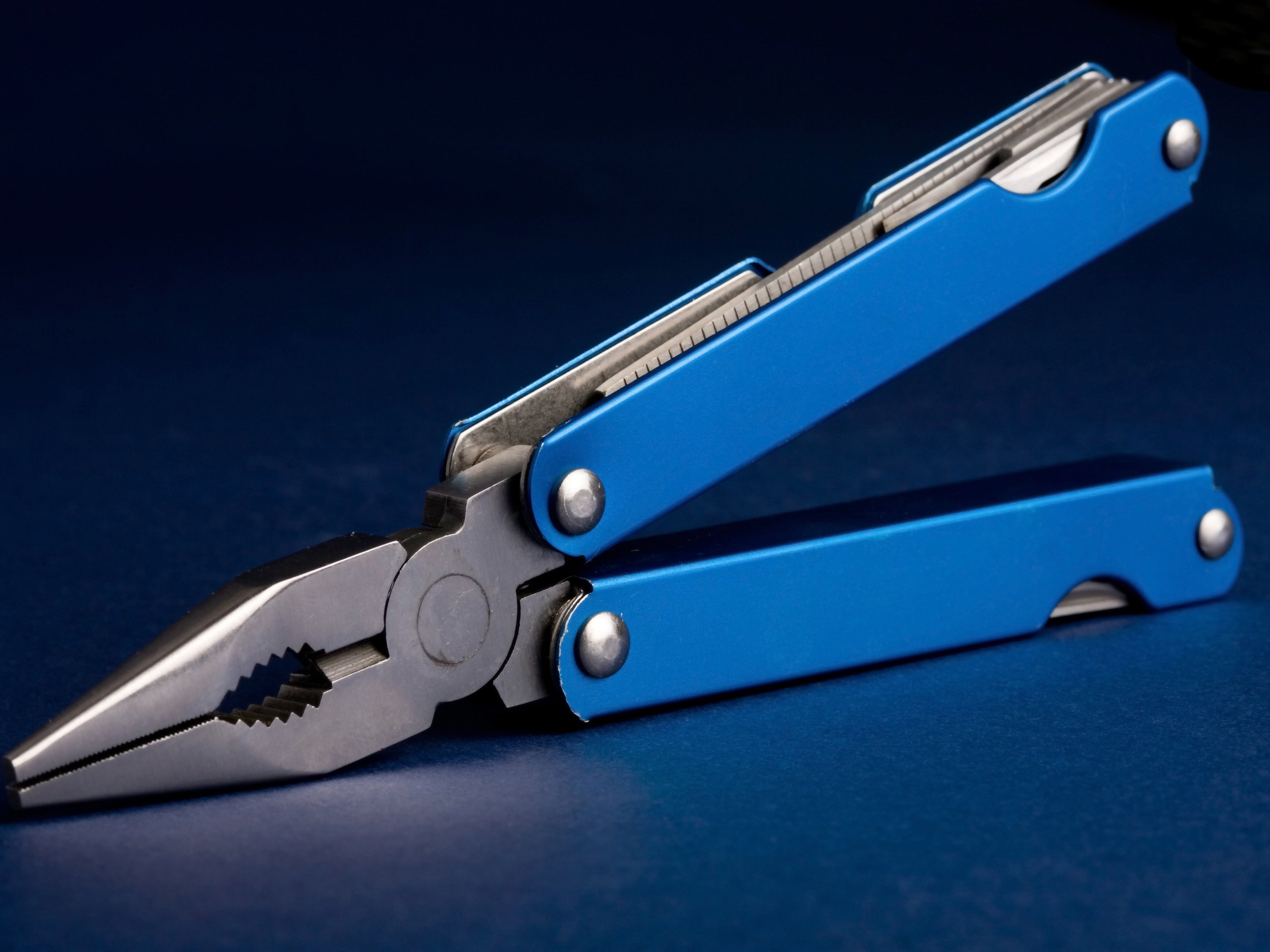 Six Tips For Choosing the Best Multi-Tool